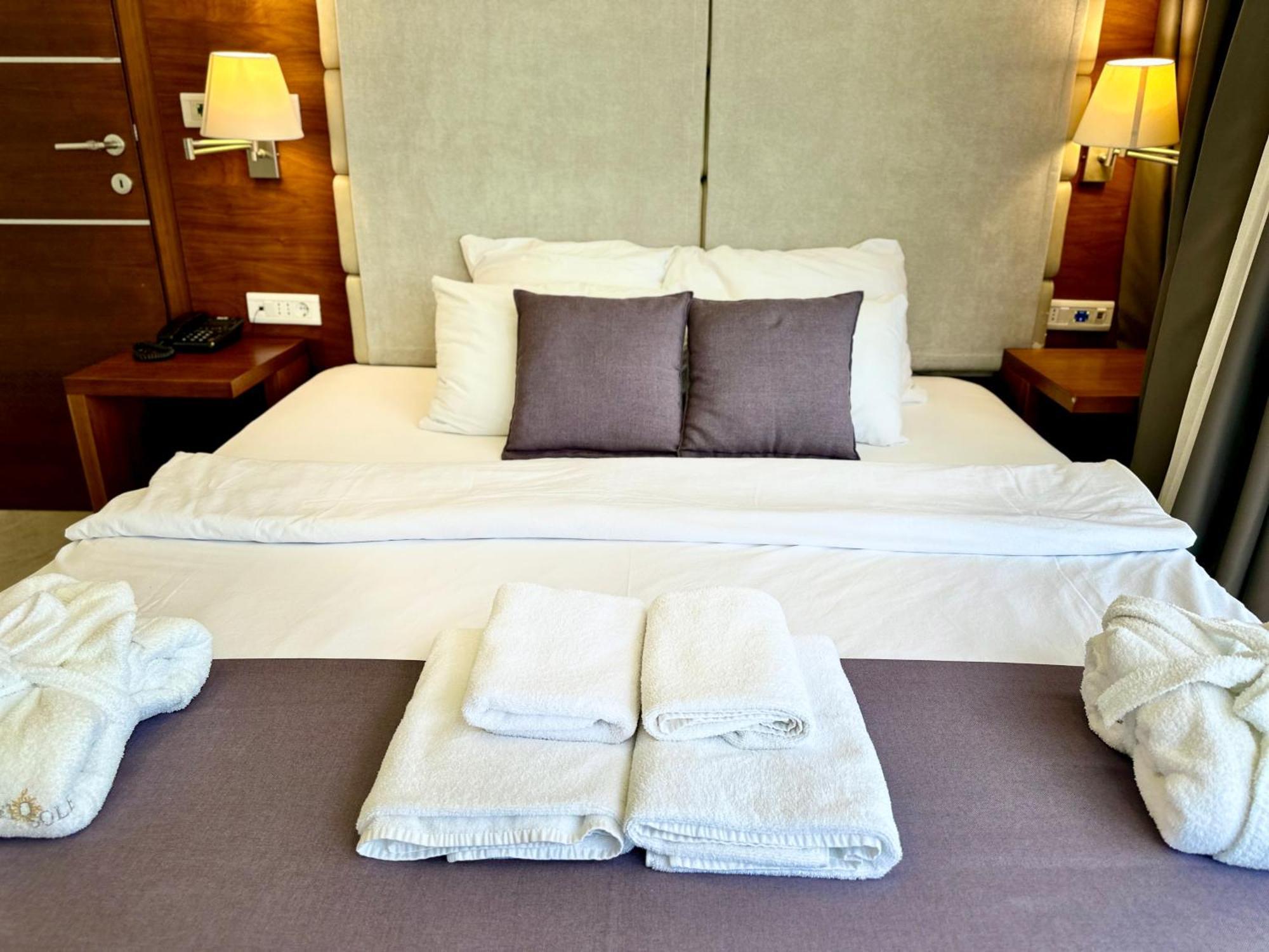 Hotel Porto Sole Sutomore Extérieur photo